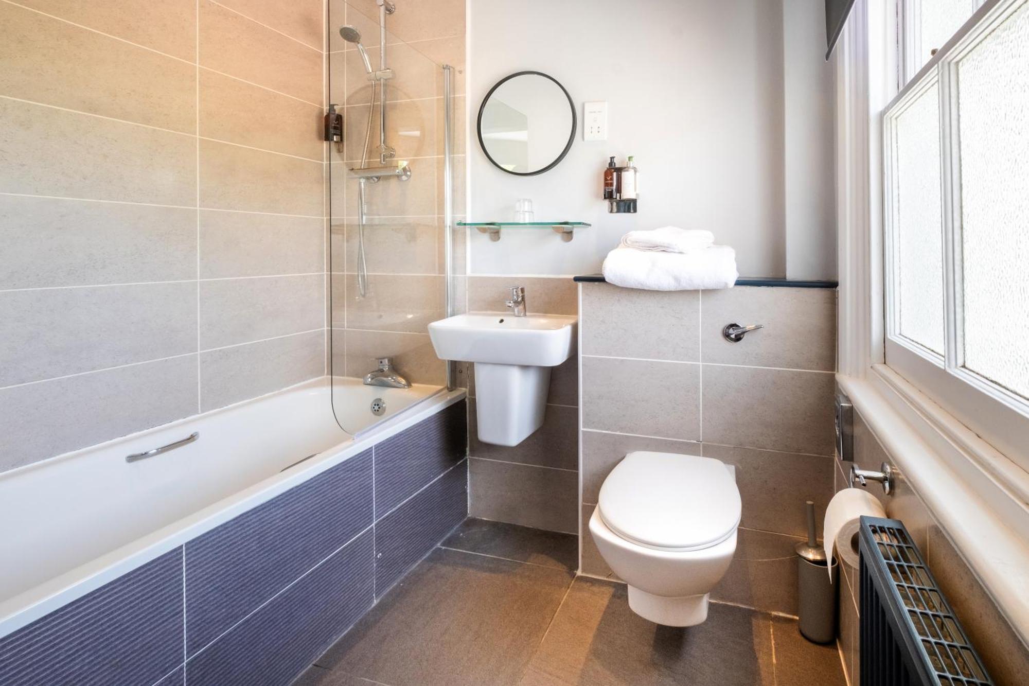 The Coach House Suffolk Hotel Lowestoft Ngoại thất bức ảnh